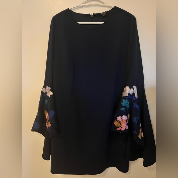 Marciano blue dress with embroidered bell sleeves - Picture 2 of 5